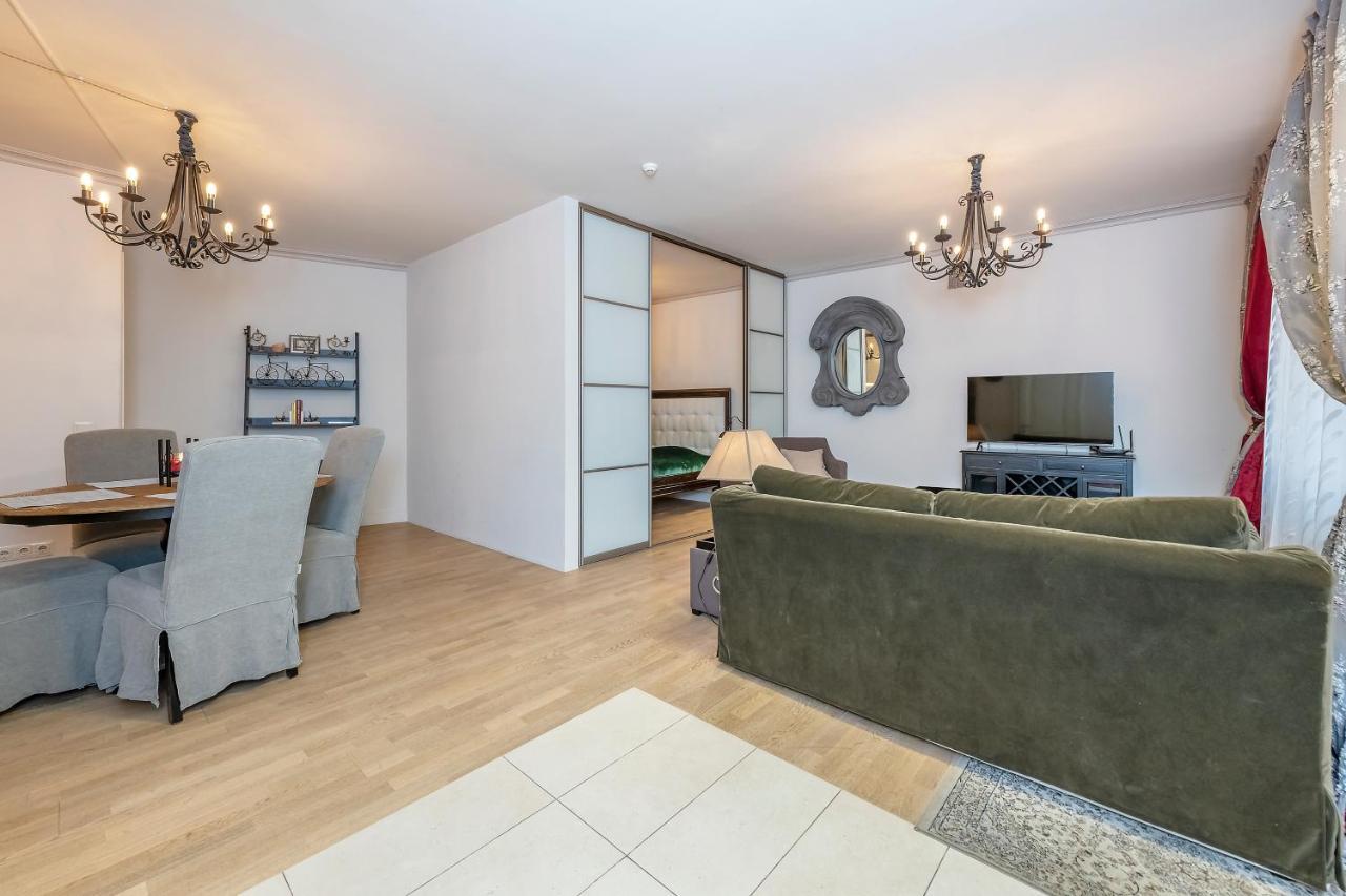 Luxury Gaono Apartments Vilnius Old Town I Self Check In I Free Private Parking Bagian luar foto