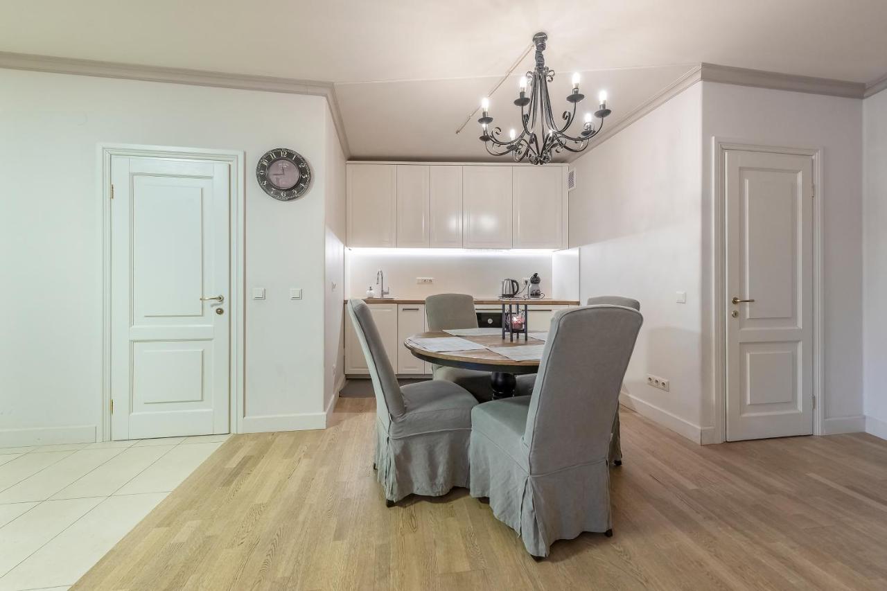 Luxury Gaono Apartments Vilnius Old Town I Self Check In I Free Private Parking Bagian luar foto