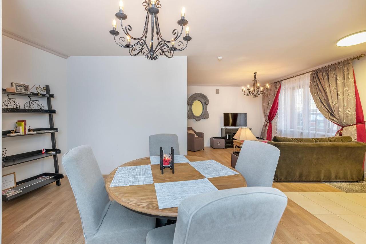 Luxury Gaono Apartments Vilnius Old Town I Self Check In I Free Private Parking Bagian luar foto
